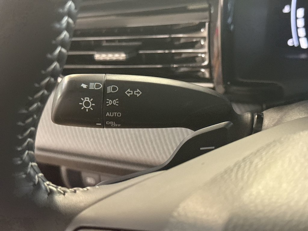 Thumbnail: 2025 Toyota Camry - 8