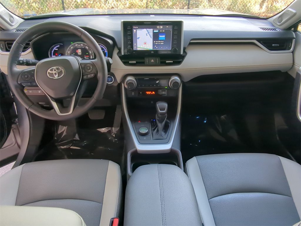 2021 Toyota RAV4 Limited 9