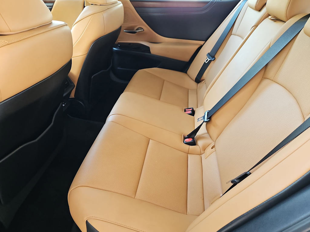 Thumbnail: 2023 Lexus ES - 11