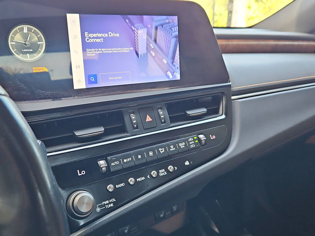 Thumbnail: 2023 Lexus ES - 33