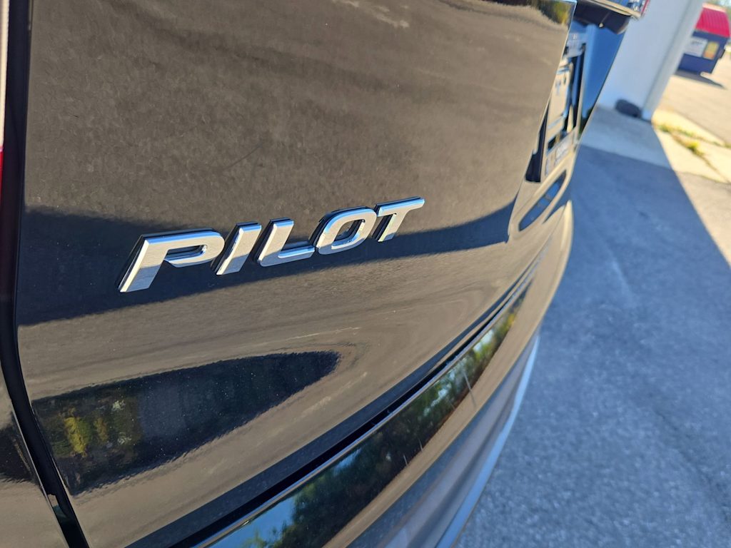 Thumbnail: 2021 Honda Pilot - 25