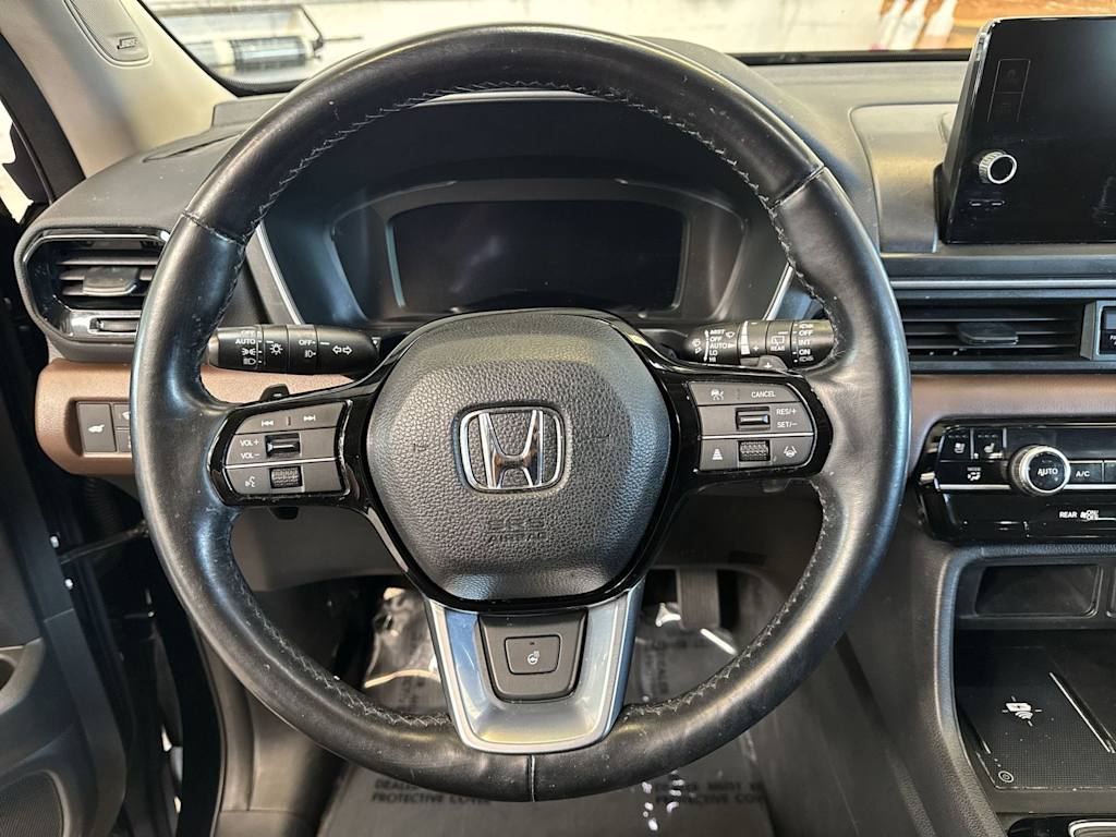 Thumbnail: 2023 Honda Pilot - 15