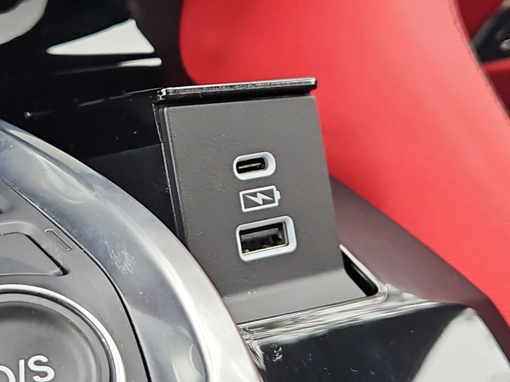 Thumbnail: 2025 Acura MDX - 37