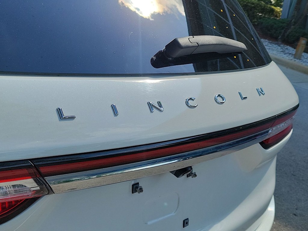 Thumbnail: 2020 Lincoln Corsair - 26