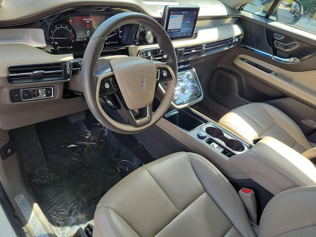 Thumbnail: 2020 Lincoln Corsair - 2