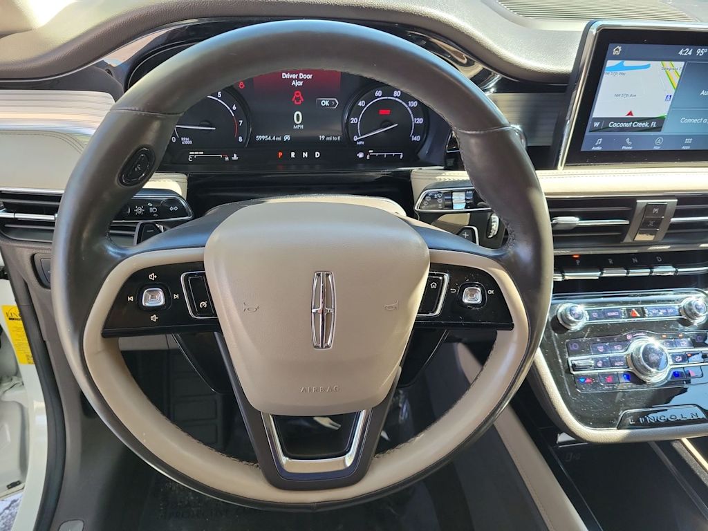 Thumbnail: 2020 Lincoln Corsair - 13