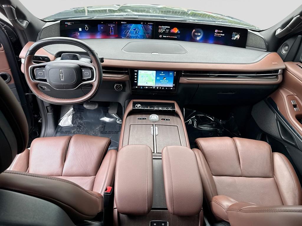 Thumbnail: 2025 Lincoln Navigator - 2