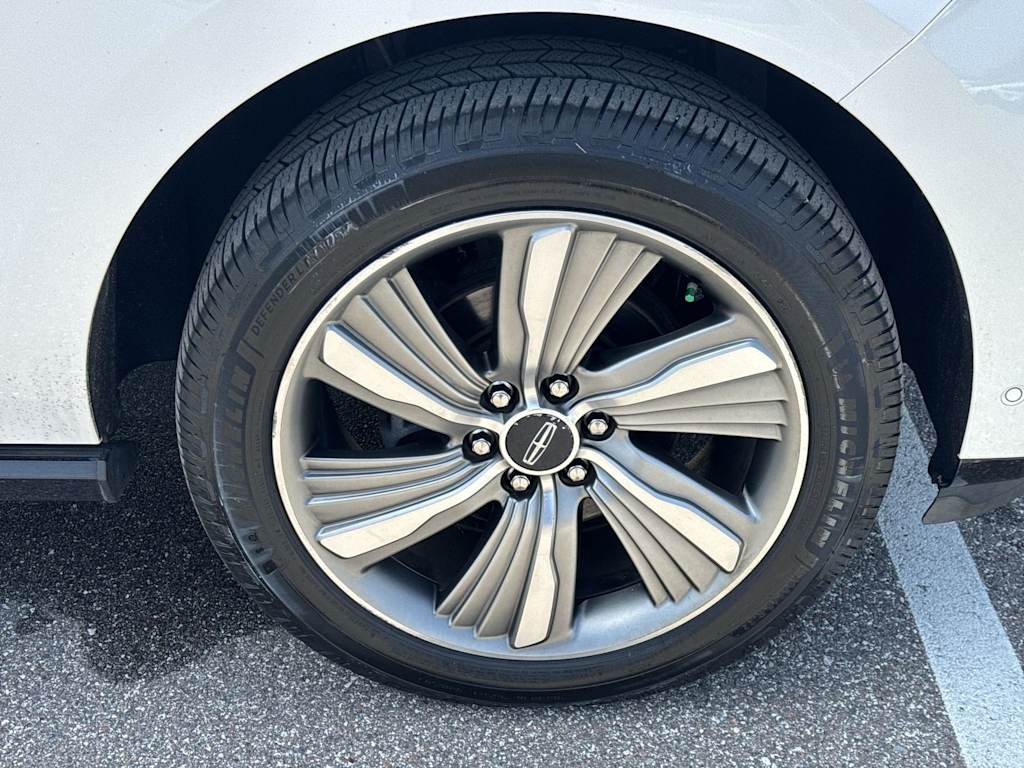 Thumbnail: 2018 Lincoln Navigator - 8