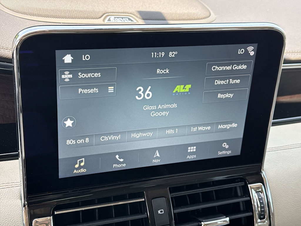Thumbnail: 2018 Lincoln Navigator - 14