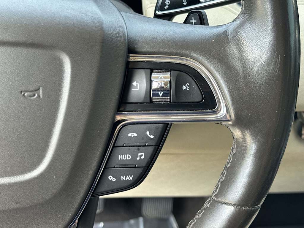 Thumbnail: 2018 Lincoln Navigator - 35