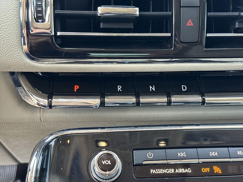 Thumbnail: 2018 Lincoln Navigator - 41