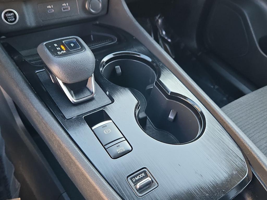 Thumbnail: 2021 Nissan Rogue - 15