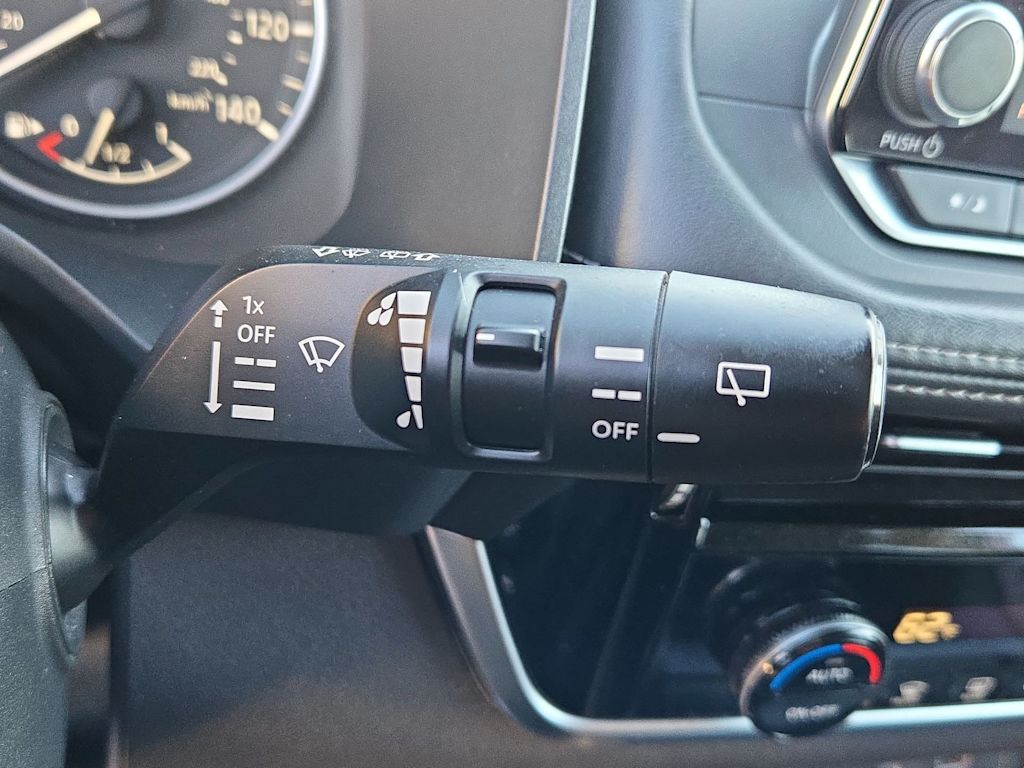 Thumbnail: 2021 Nissan Rogue - 32