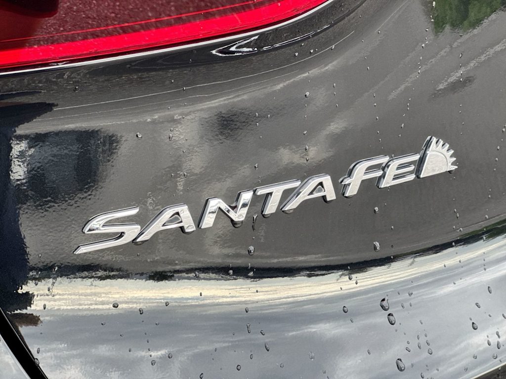 Thumbnail: 2023 Hyundai Santa Fe - 31