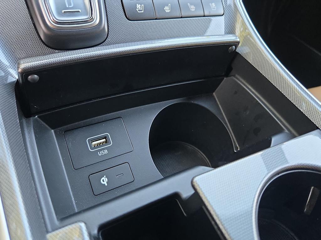 Thumbnail: 2023 Hyundai Santa Fe - 16