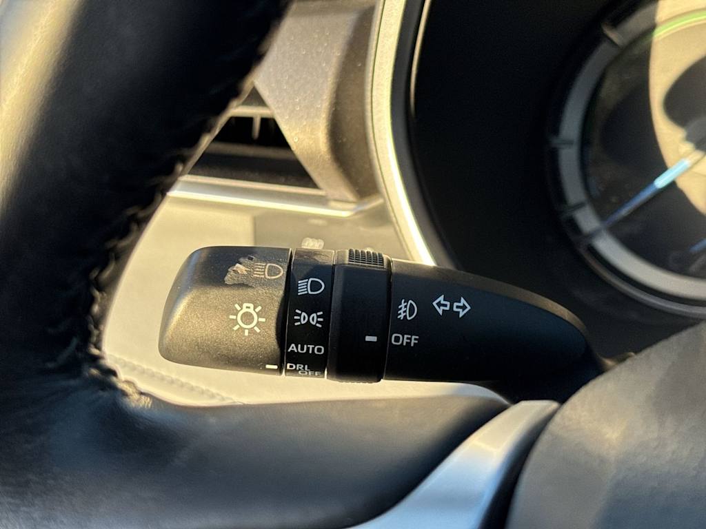 Thumbnail: 2022 Toyota Highlander - 35