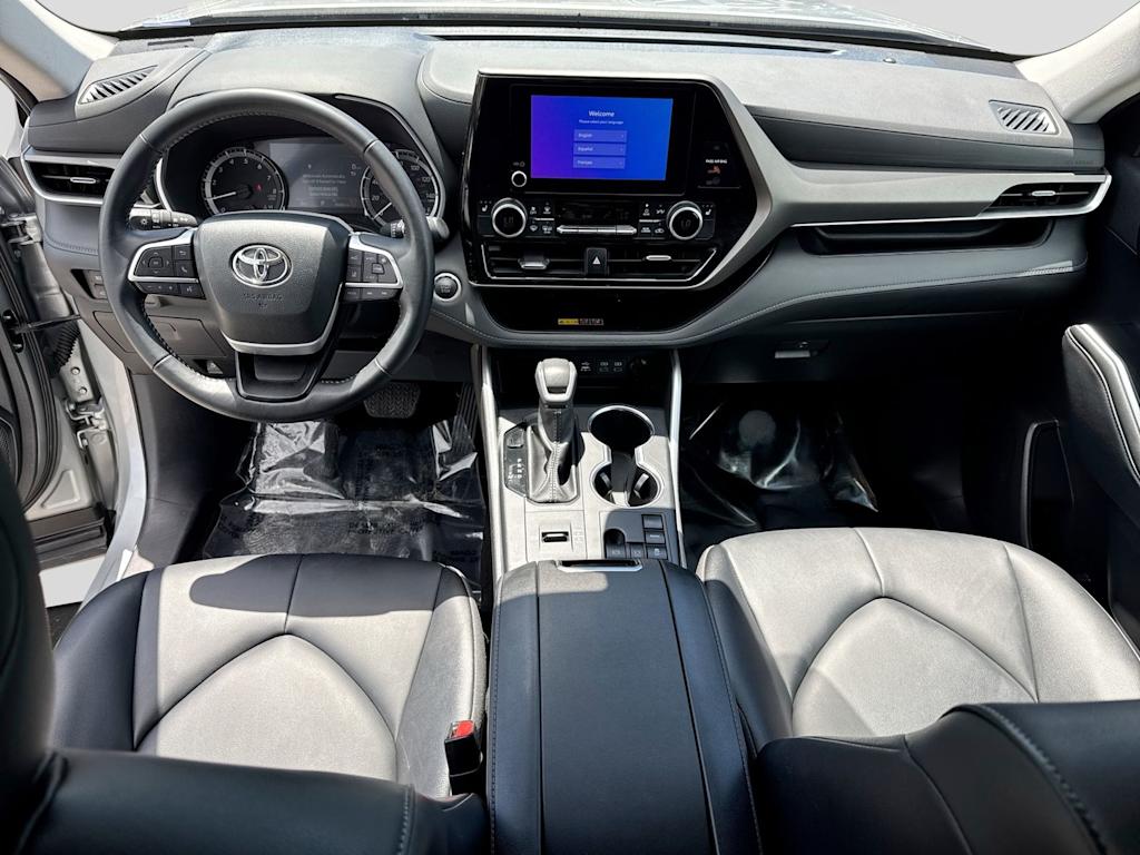 Thumbnail: 2025 Toyota Highlander - 2