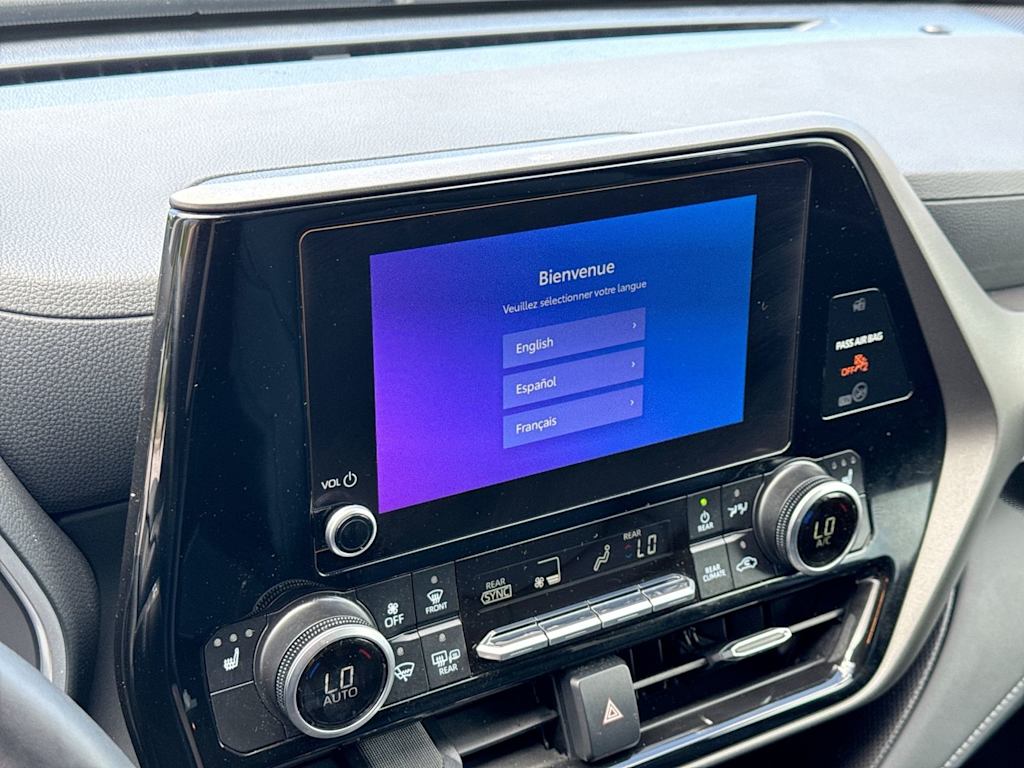 Thumbnail: 2025 Toyota Highlander - 14