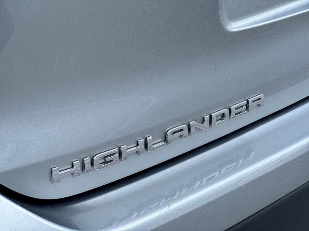 Thumbnail: 2025 Toyota Highlander - 31