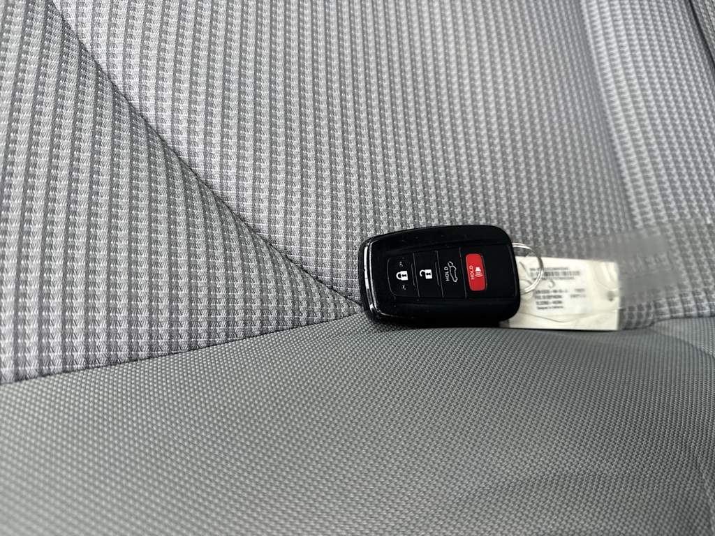 Thumbnail: 2023 Toyota Highlander - 34