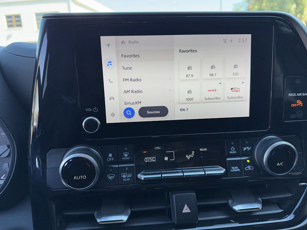 Thumbnail: 2024 Toyota Highlander - 15