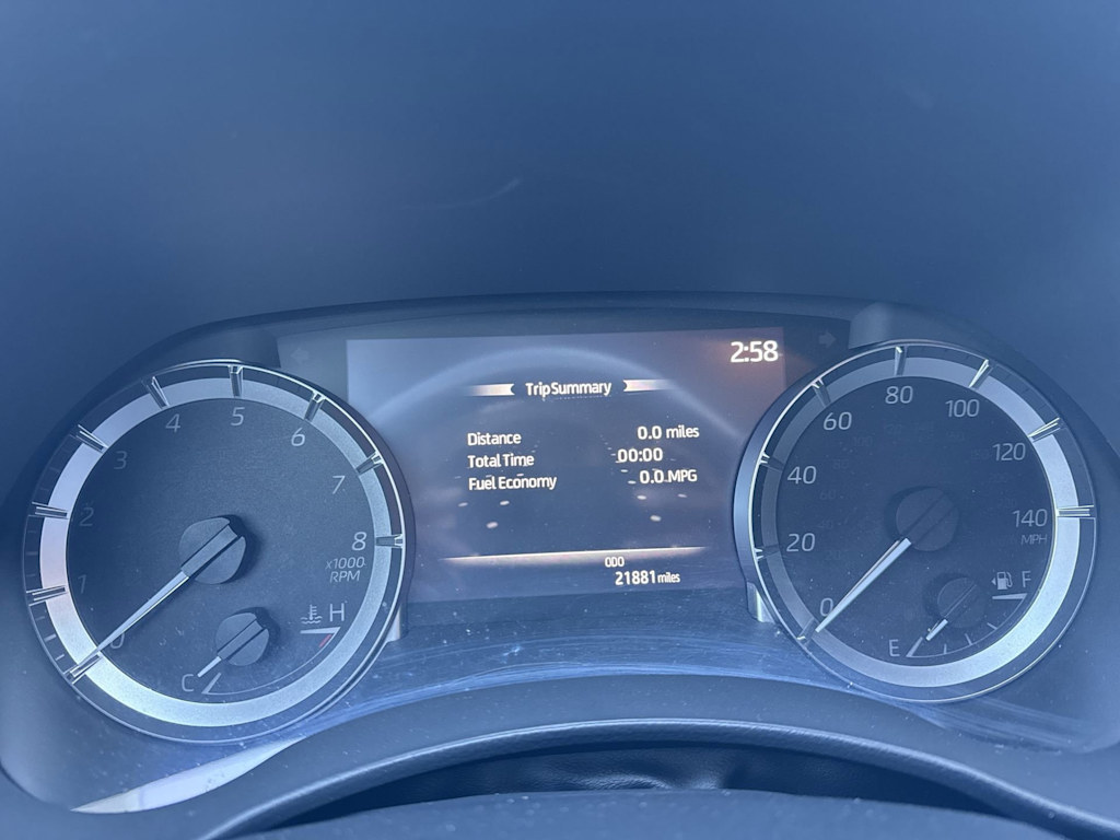 Thumbnail: 2024 Toyota Highlander - 33