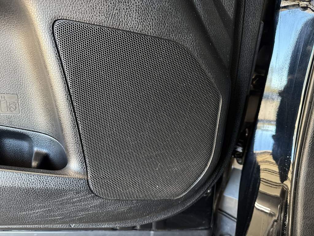 Thumbnail: 2018 Toyota Highlander - 34