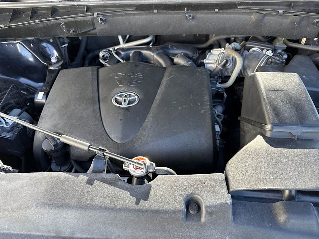 Thumbnail: 2018 Toyota Highlander - 9