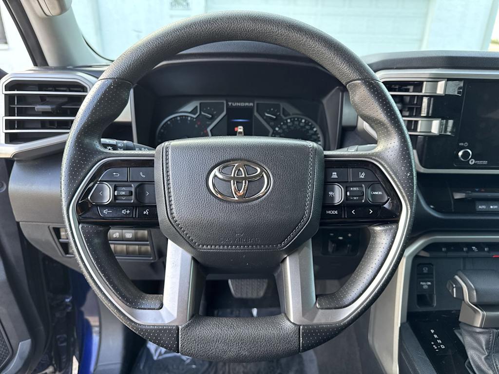 Thumbnail: 2023 Toyota Tundra - 14