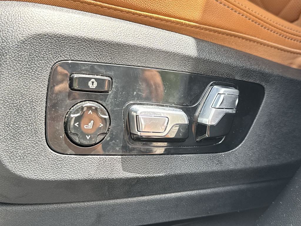 Thumbnail: 2026 BMW X5 - 32