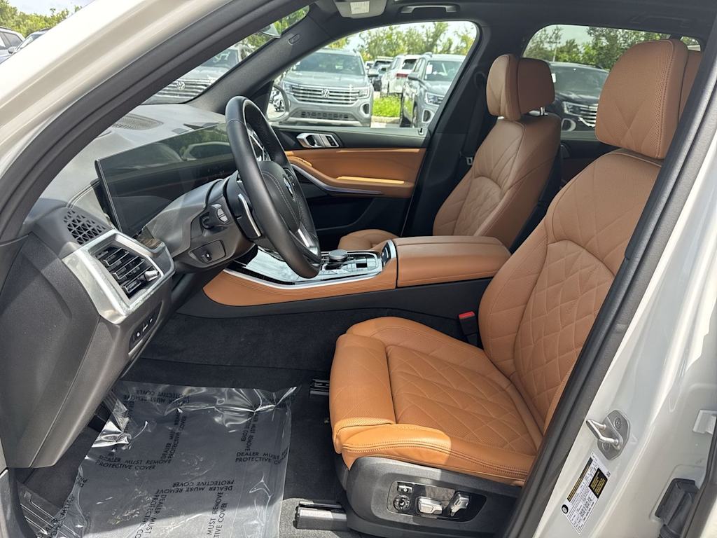 Thumbnail: 2026 BMW X5 - 11