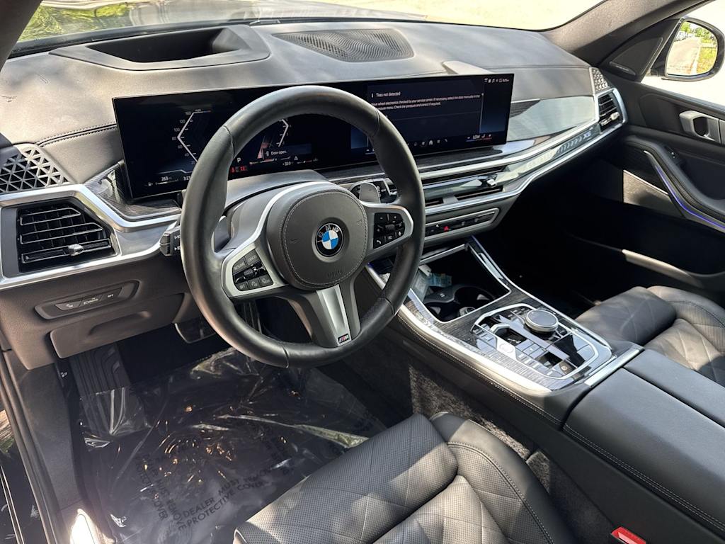 Thumbnail: 2026 BMW X5 - 2