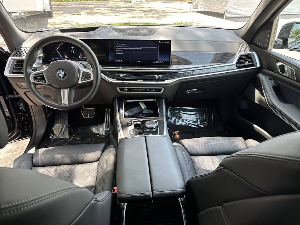 Thumbnail: 2026 BMW X5 - 10