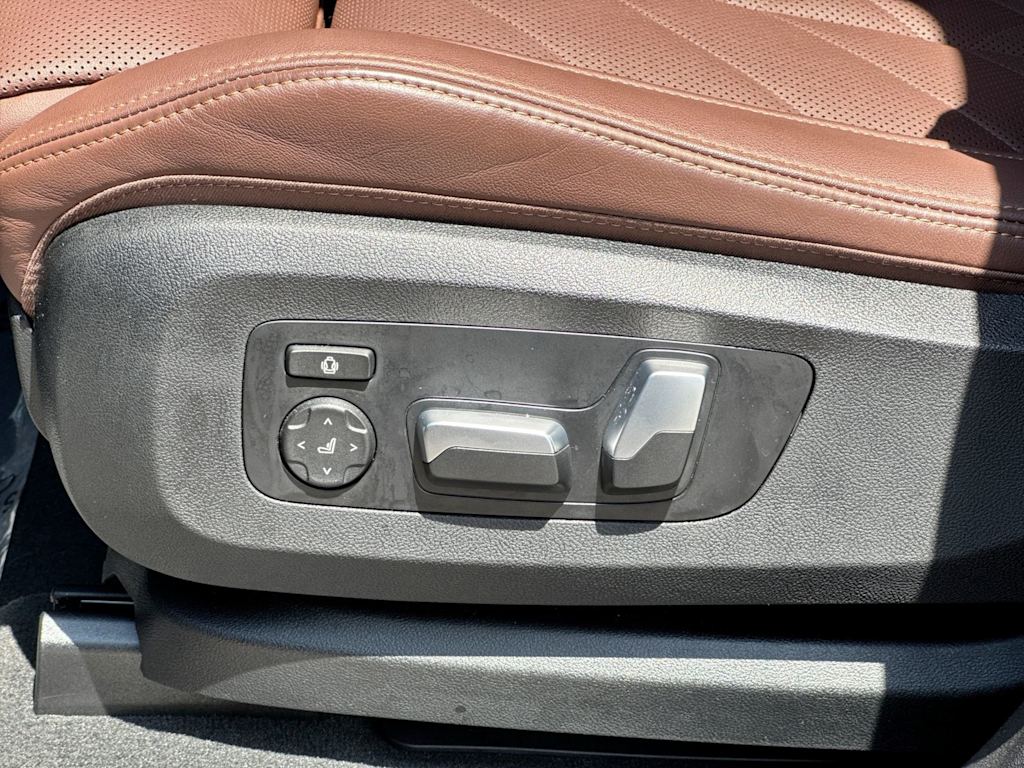 Thumbnail: 2025 BMW X5 - 34