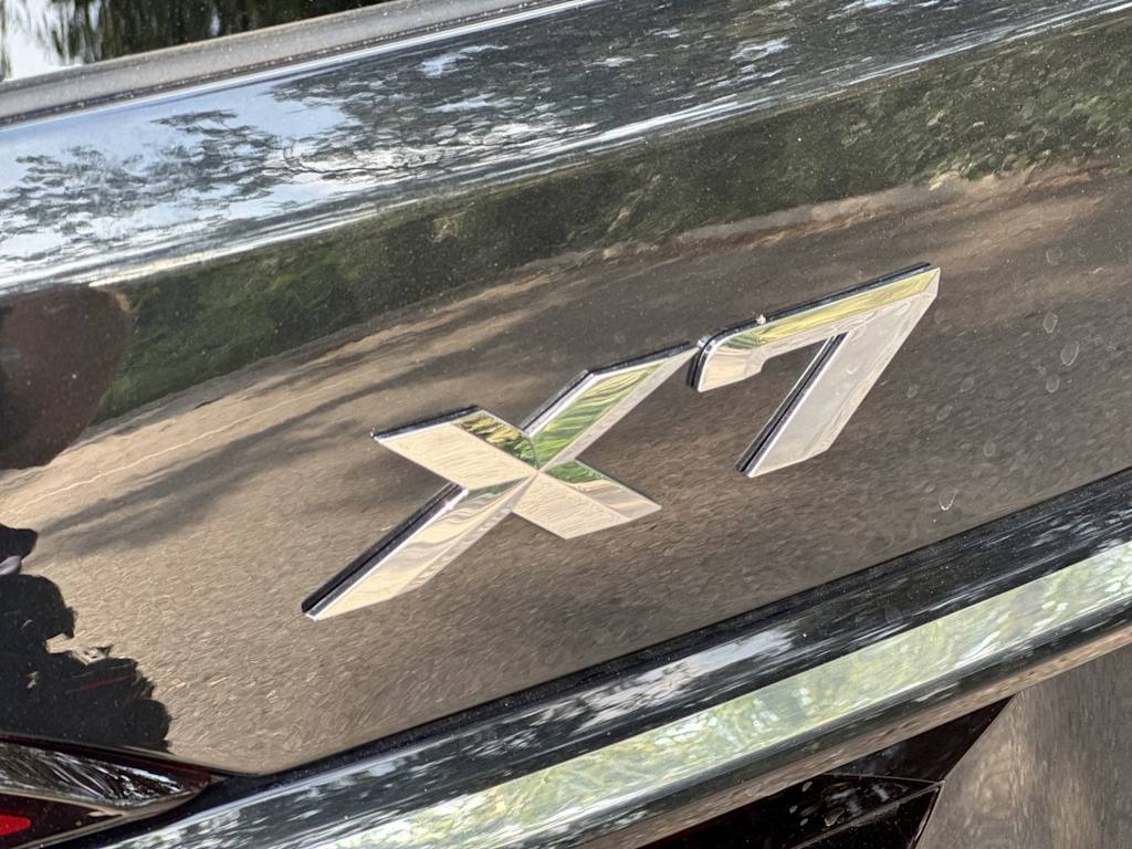 Thumbnail: 2025 BMW X7 - 26
