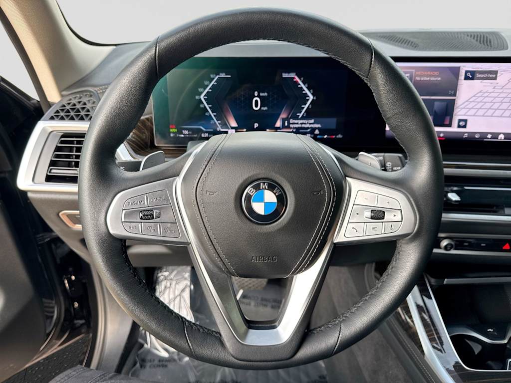 Thumbnail: 2025 BMW X7 - 9