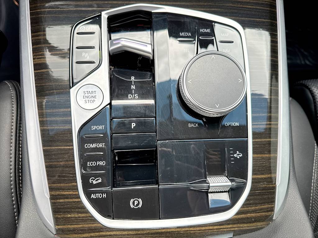 Thumbnail: 2024 BMW X7 - 41