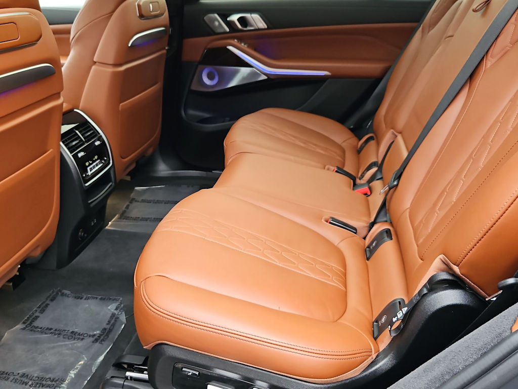 Thumbnail: 2023 BMW X7 - 13