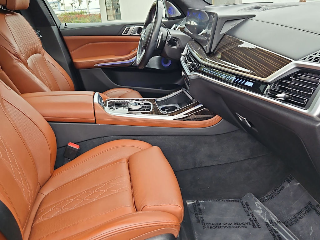 Thumbnail: 2023 BMW X7 - 29