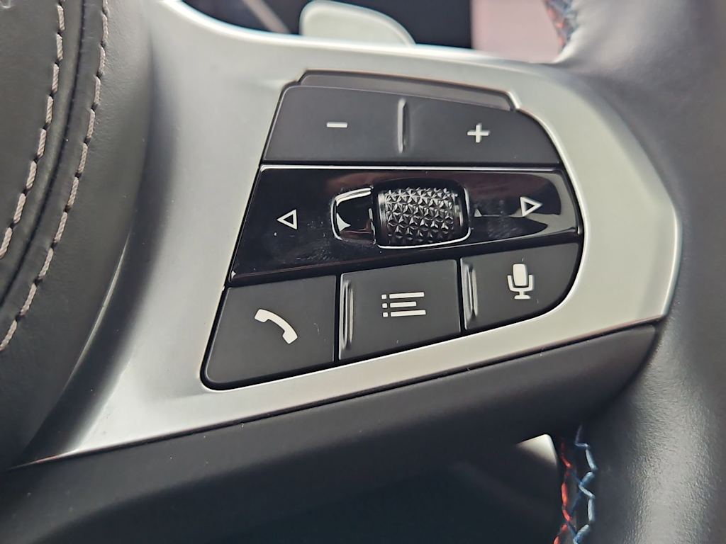 Thumbnail: 2023 BMW X7 - 31