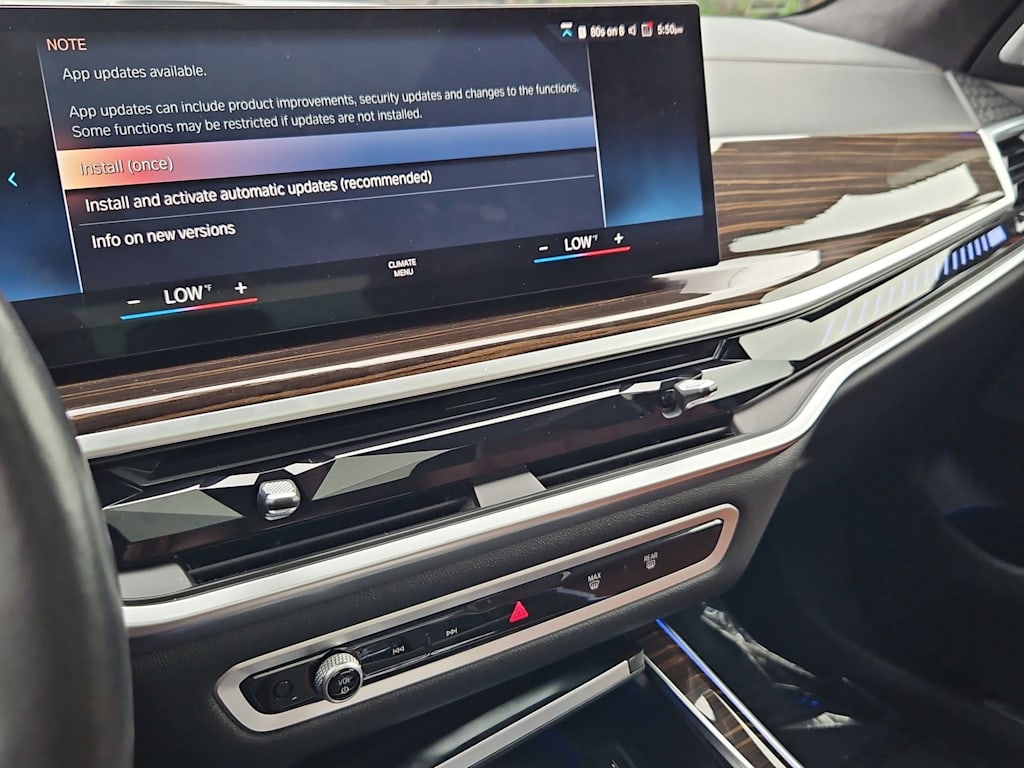 Thumbnail: 2023 BMW X7 - 34