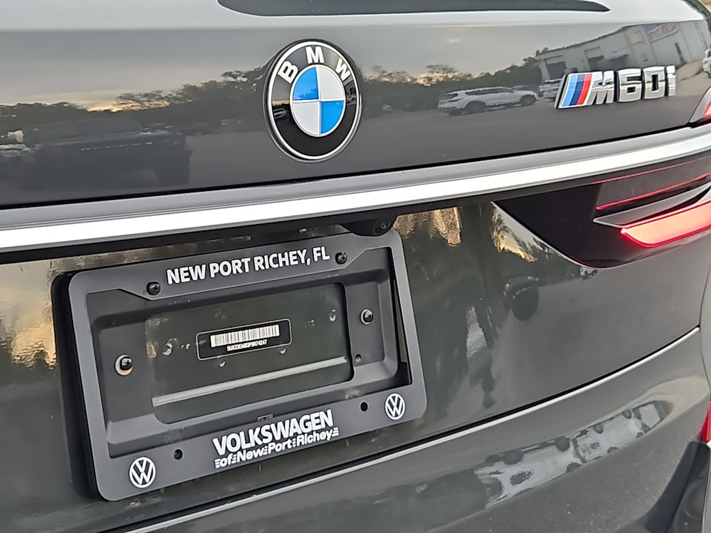 Thumbnail: 2023 BMW X7 - 15