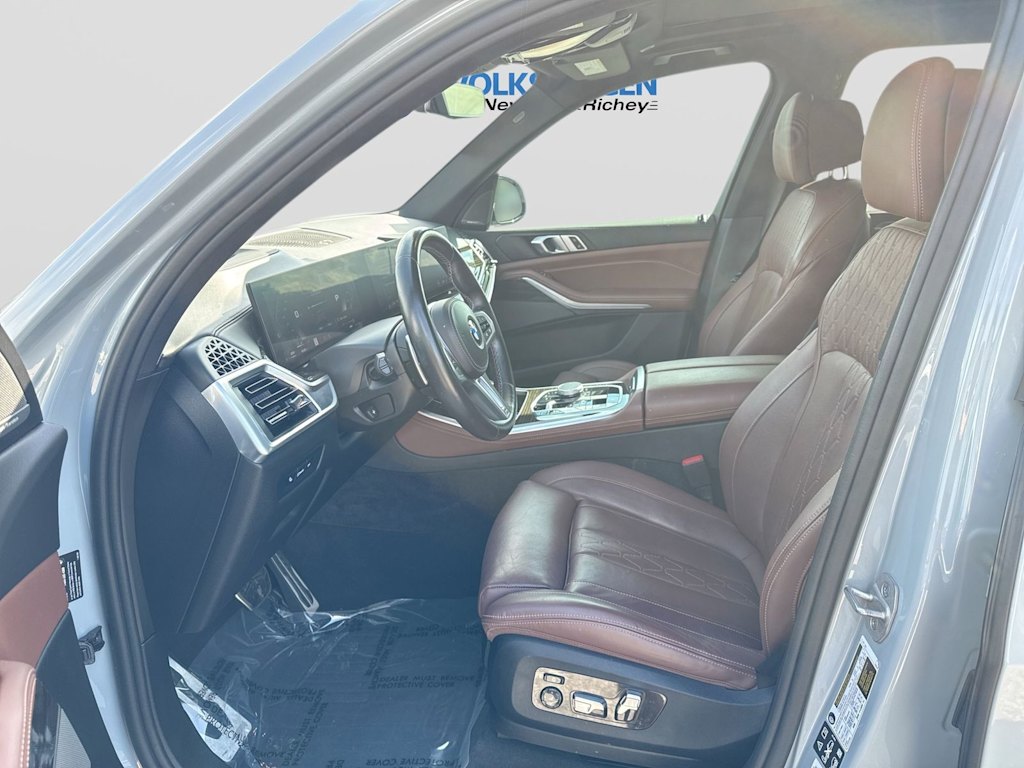 Thumbnail: 2024 BMW X5 - 11