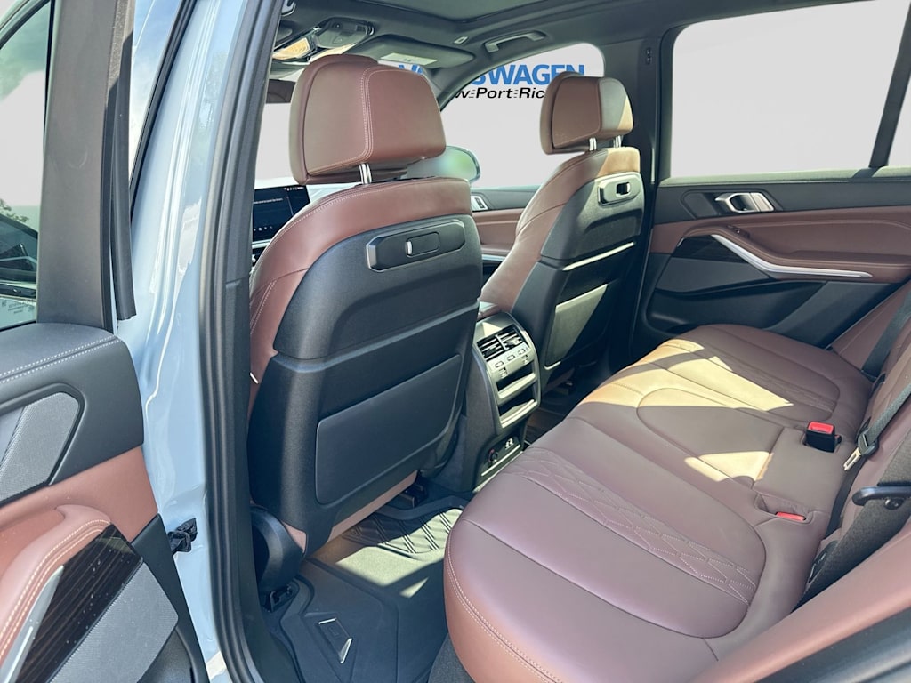 Thumbnail: 2024 BMW X5 - 13