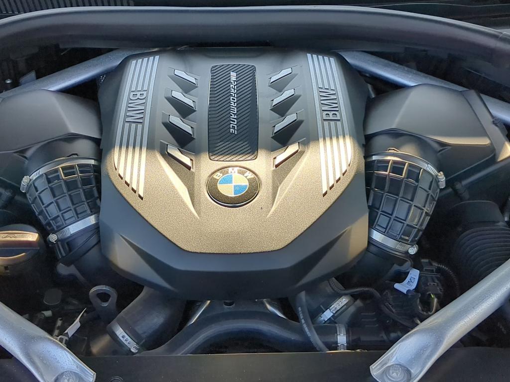 Thumbnail: 2023 BMW X5 - 9