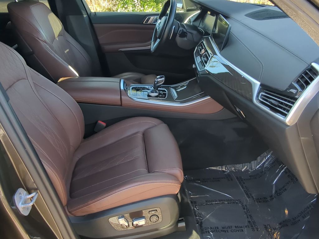 Thumbnail: 2023 BMW X5 - 28