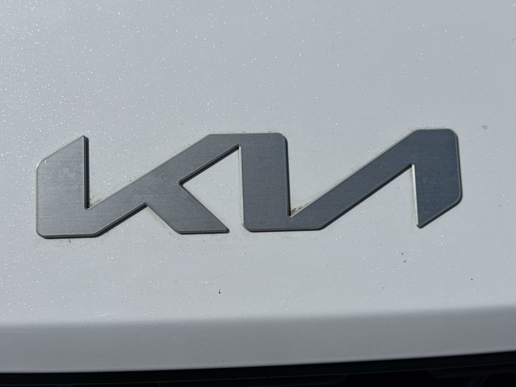Thumbnail: 2022 Kia K5 - 26