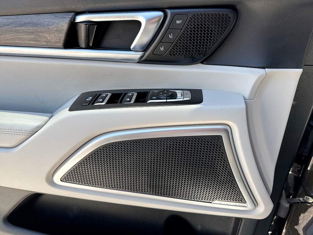 Thumbnail: 2020 Kia Telluride - 40
