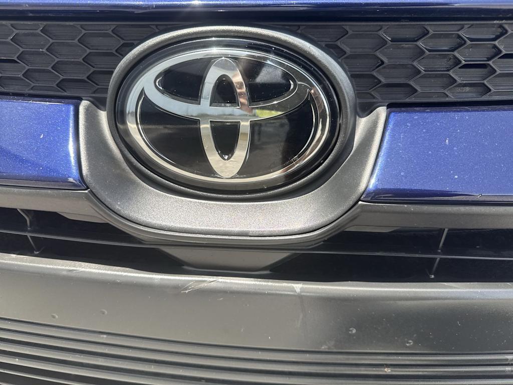 Thumbnail: 2023 Toyota Corolla - 7