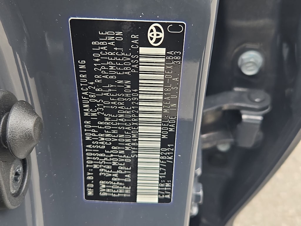 Thumbnail: 2024 Toyota Corolla - 18